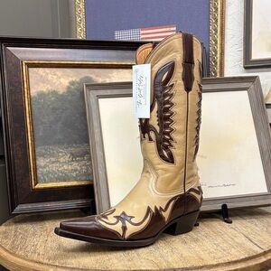 Ferrini Heeled Boots - Brown and Cream